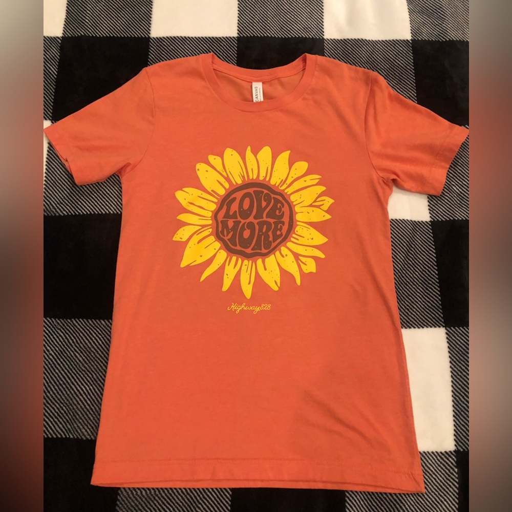 Orange Sunflower T shirt, Women’s size small, excellent condition, worn once.